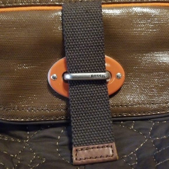 Fossil Purse - Picture 3 of 4